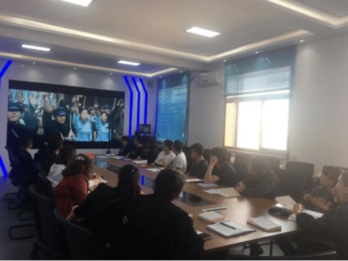 青山路街道黨史學(xué)習(xí)教育形式多樣