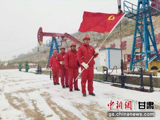 長慶采油11廠在黨史學習教育中走向高質(zhì)量發(fā)展之路