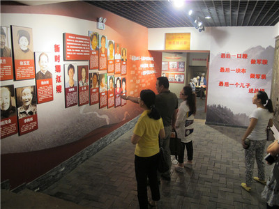 連云港市藝研所瞻仰紅色教育基地 接受黨性洗禮