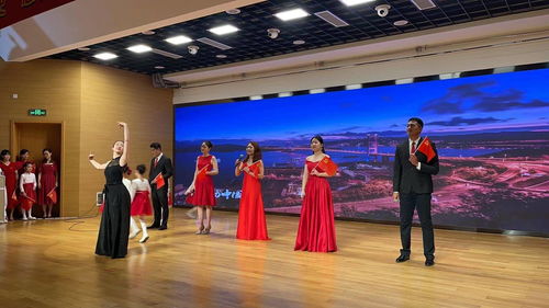 誦讀偉人詩詞 研發(fā)黨史主題精品課 北京學(xué)校展示黨史學(xué)習(xí)成果